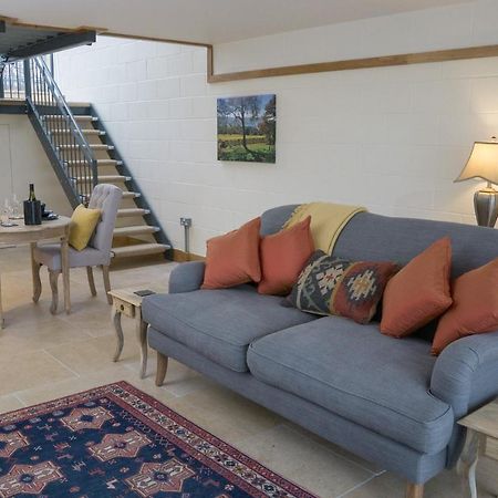 Vineyard Barn Room Woodchester Exterior foto