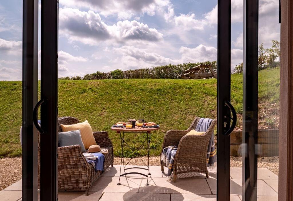 Vineyard Barn Room Woodchester Exterior foto